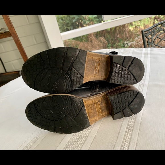 Clarks Volara Dina Black Moto Artisan Ankle Boots EUC - Picture 6 of 10